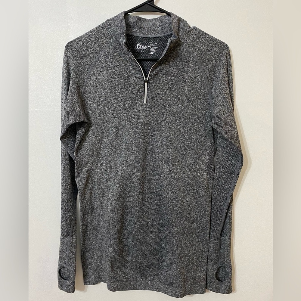 Zyia active gray breathable mesh long sleeve pullover medium